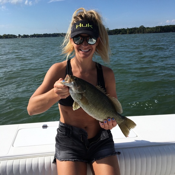 Meet your Posher, Holly - Picture 1 of 1